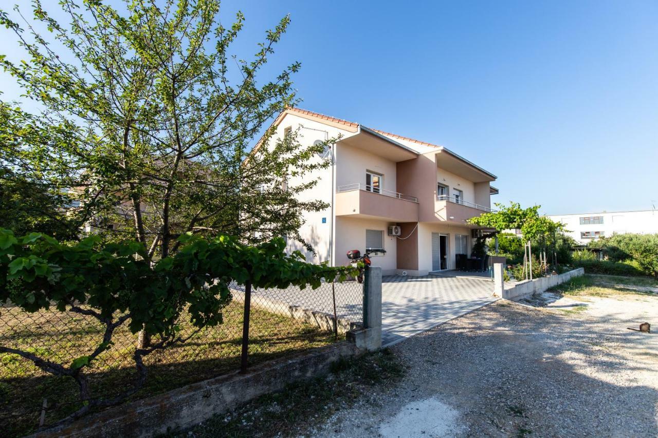 Apartments Kreso Kastela Exterior photo